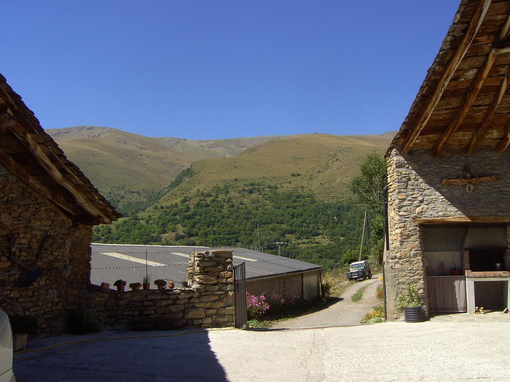 Casa Rogel Guest House Llesuy Bagian luar foto